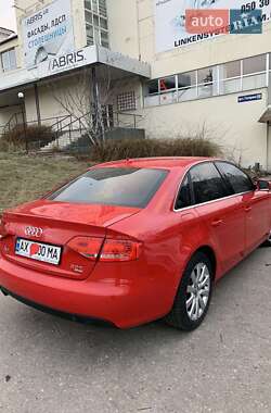 Седан Audi A4 2012 в 