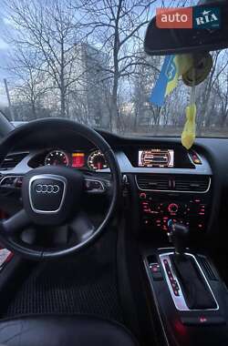 Седан Audi A4 2012 в 