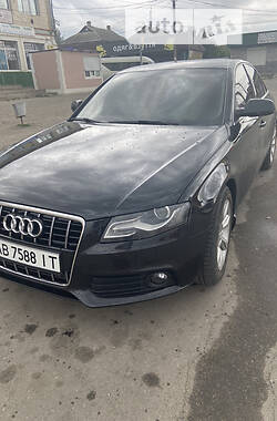 Седан Audi A4 2011 в Виннице