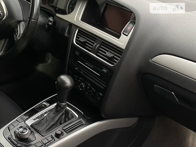 Универсал Audi A4 2011 в Стрые