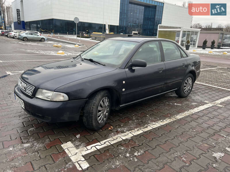 Седан Audi A4 1999 в Одессе