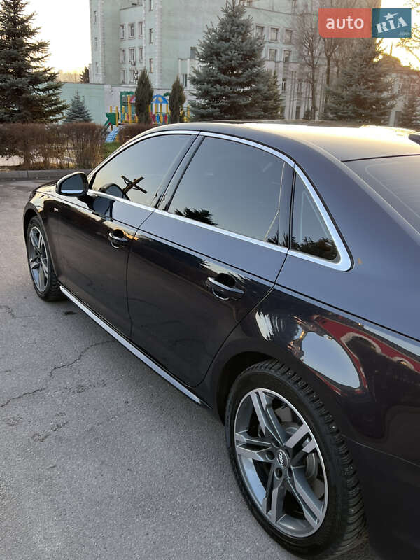Седан Audi A4 2018 в Каменском
