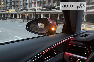 Седан Audi A4 2018 в 