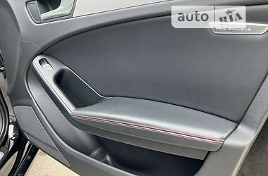 Седан Audi A4 2012 в 
