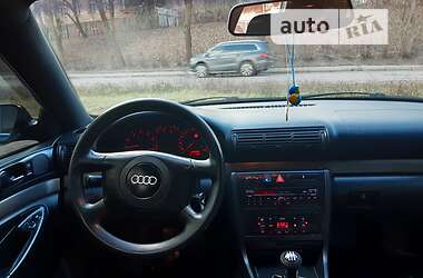 Седан Audi A4 1999 в Львові