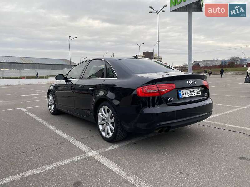 Седан Audi A4 2012 в Киеве