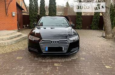 Седан Audi A4 2016 в Виннице