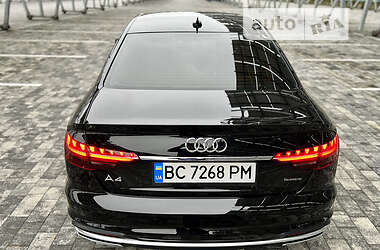 Седан Audi A4 2021 в 