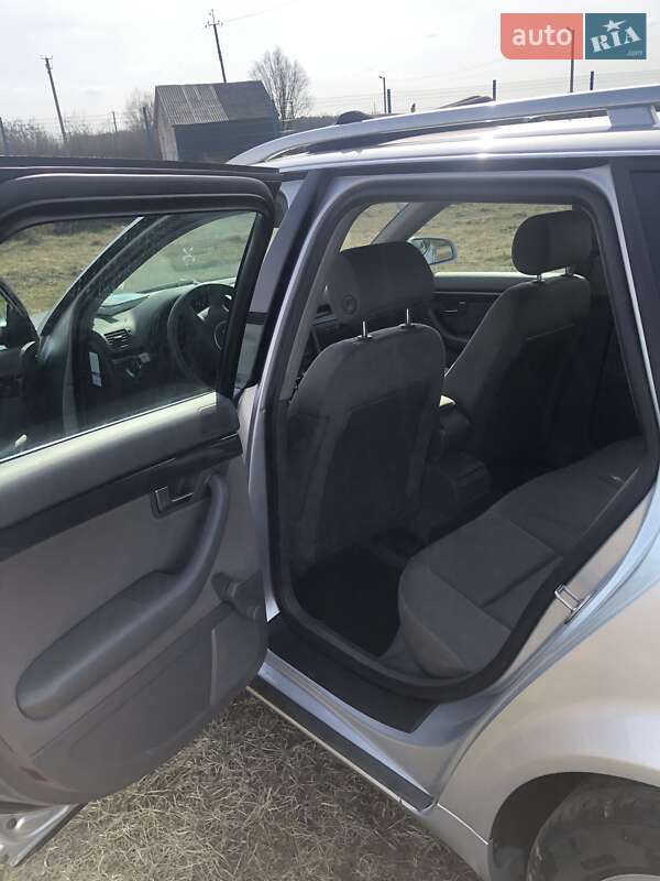 Универсал Audi A4 2003 в Вараше фото 9 Универсал Audi A4 2003 в Вараше