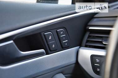 Седан Audi A4 2016 в 