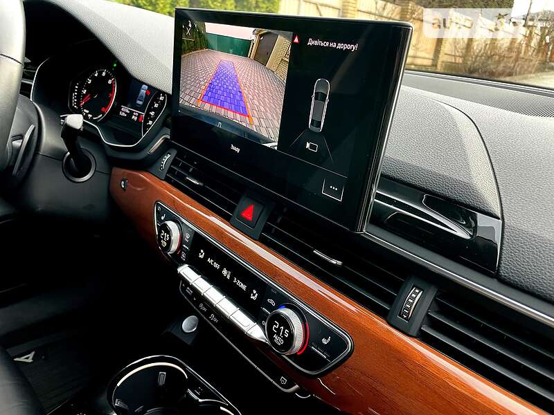 Седан Audi A4 2019 в Хмельницькому