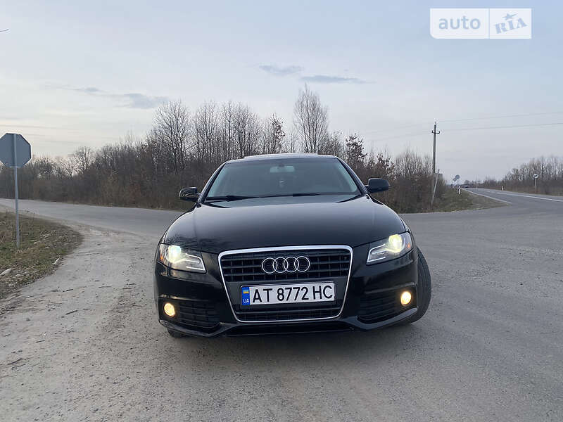 Седан Audi A4 2011 в Богородчанах