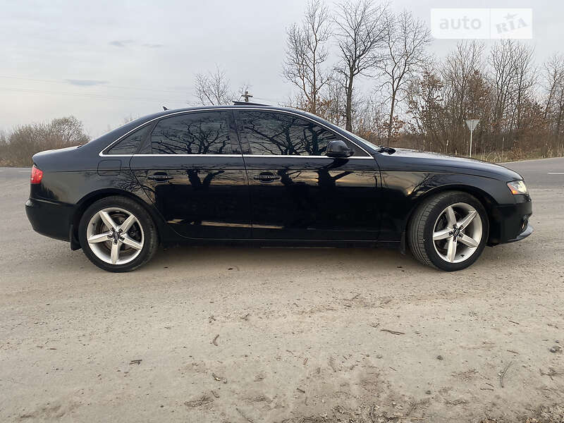 Седан Audi A4 2011 в Богородчанах