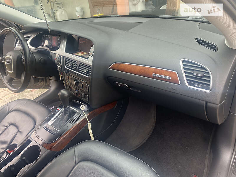 Седан Audi A4 2011 в Богородчанах