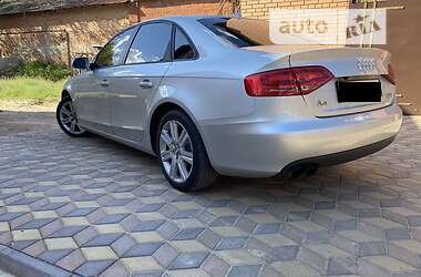 Седан Audi A4 2011 в Полтаве