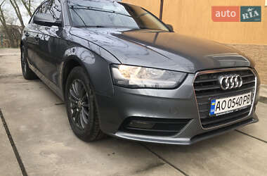 Универсал Audi A4 2012 в 