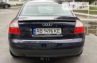 Седан Audi A4 2003 в 