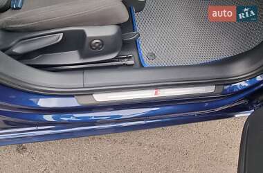 Седан Audi A4 2016 в 