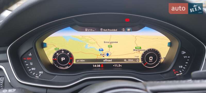 Седан Audi A4 2016 в Киеве