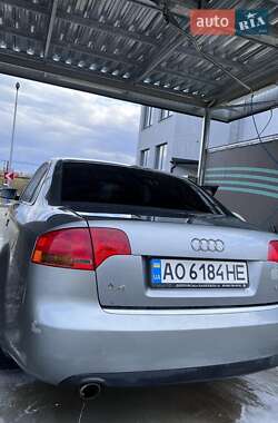 Седан Audi A4 2005 в Виноградове