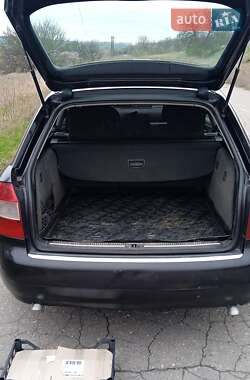 Универсал Audi A4 2001 в 