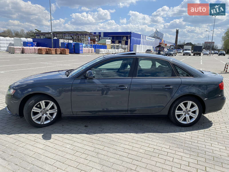 Седан Audi A4 2009 в Коломые