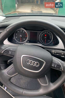 Седан Audi A4 2012 в 