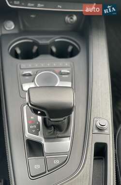 Универсал Audi A4 2019 в 