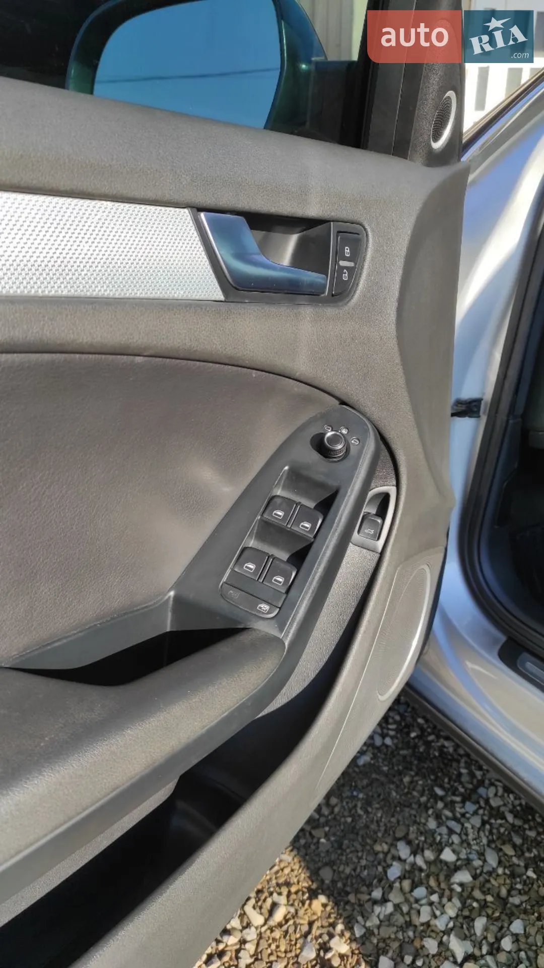 2010 Audi A4 - мініатюра 10