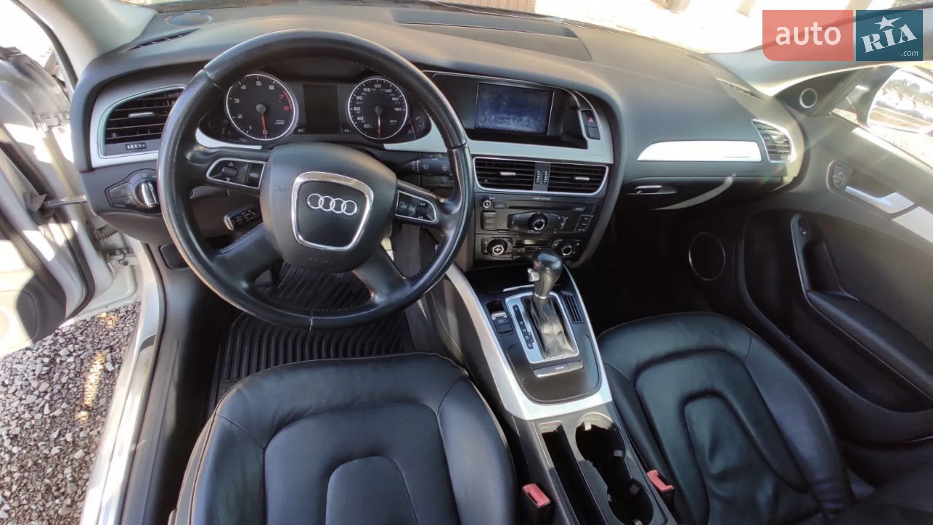 2010 Audi A4 - мініатюра 12