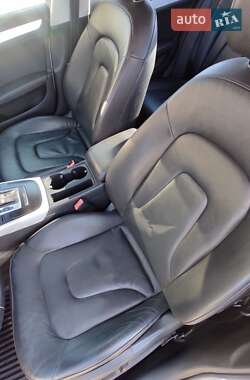 Седан Audi A4 2010 в Чернівцях