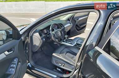 Седан Audi A4 2013 в 