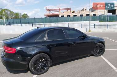 Седан Audi A4 2013 в 