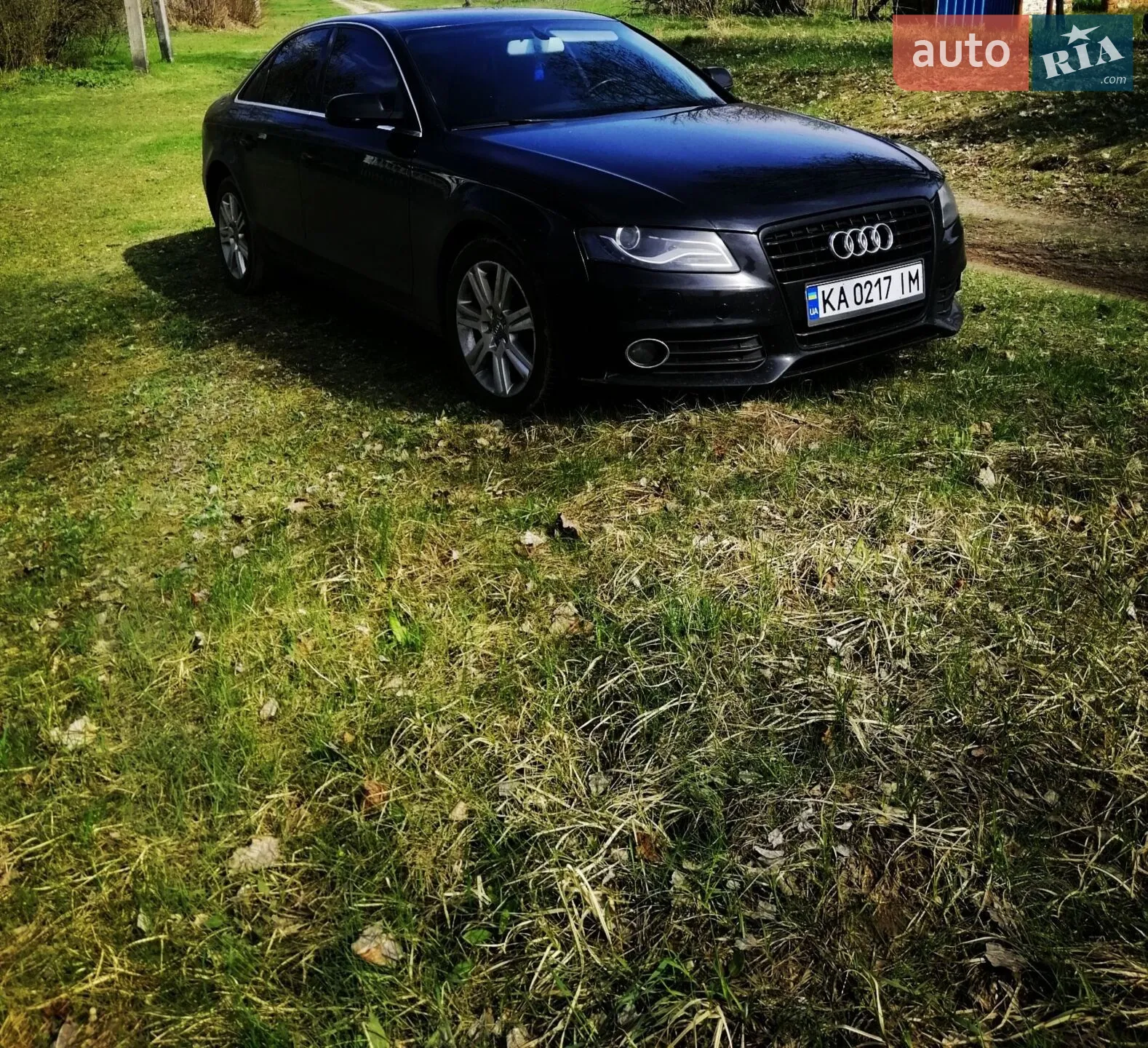 2010 Audi A4 - мініатюра 2
