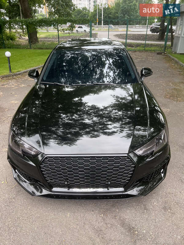 Седан Audi A4 2016 в Киеве