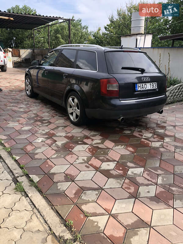 Универсал Audi A4 2003 в Терновке