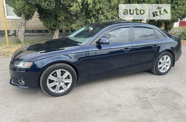 Седан Audi A4 2009 в 