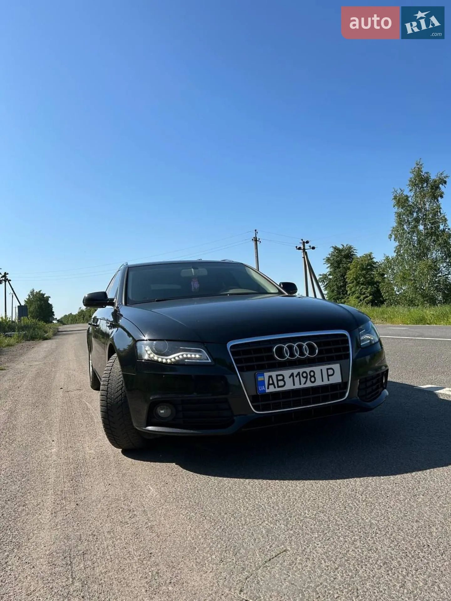 2010 Audi A4 - мініатюра 4