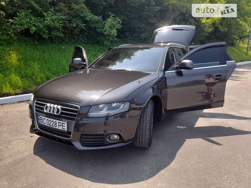 Универсал Audi A4 2008 в Мостиске