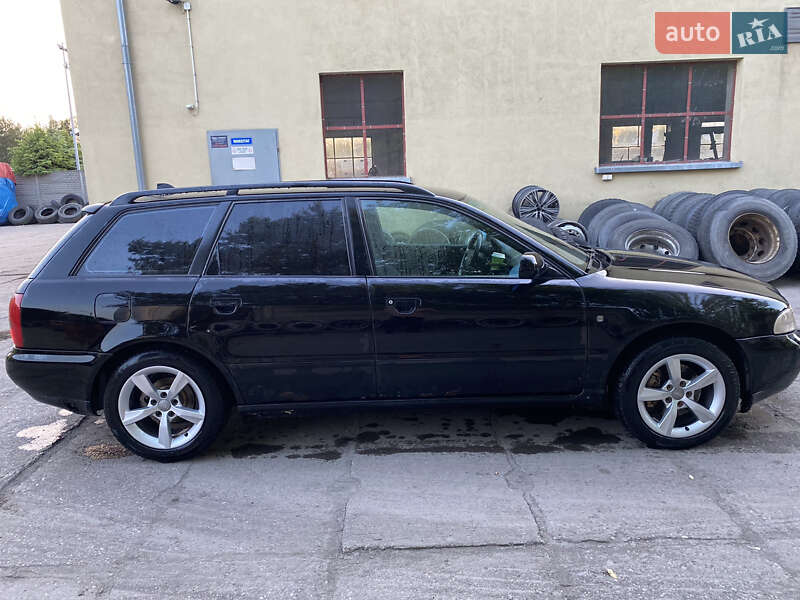 Универсал Audi A4 1998 в Виннице