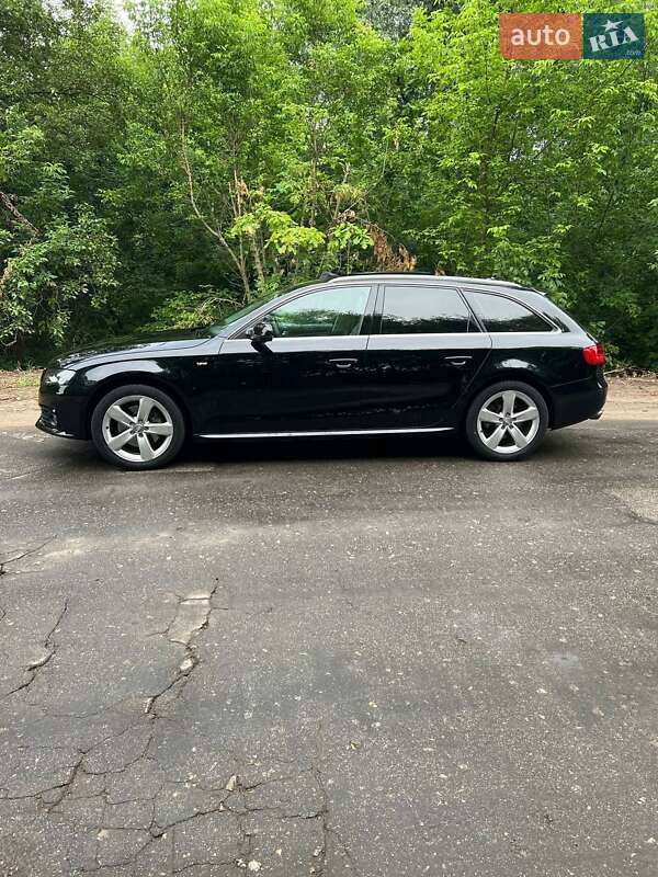 Универсал Audi A4 2011 в Харькове