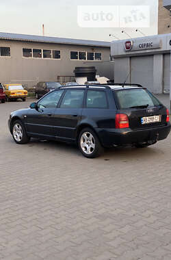 Универсал Audi A4 1999 в 