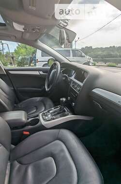 Седан Audi A4 2013 в 