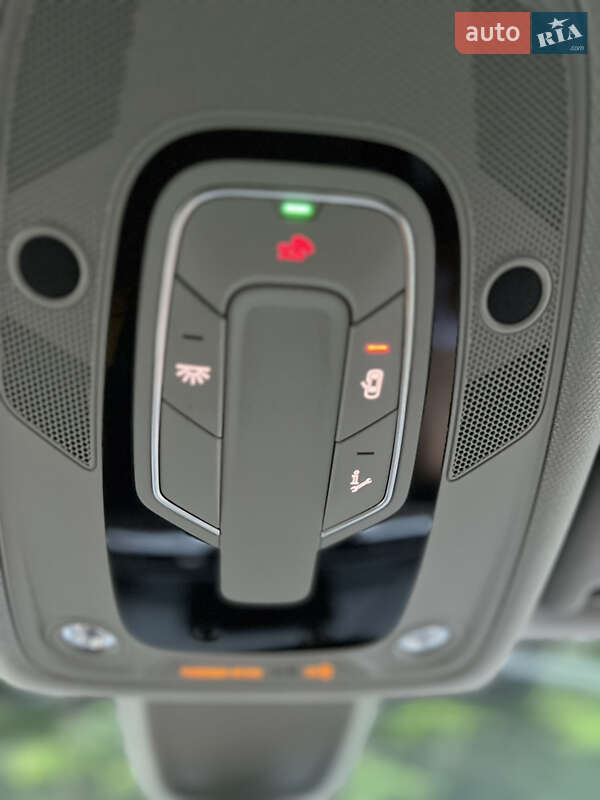 Универсал Audi A4 2018 в Львове