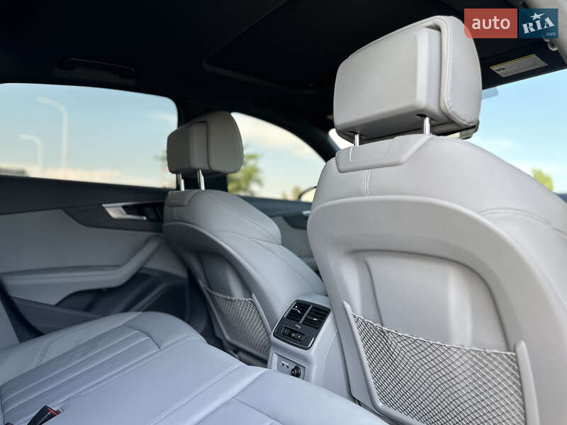 Седан Audi A4 2020 в Одессе