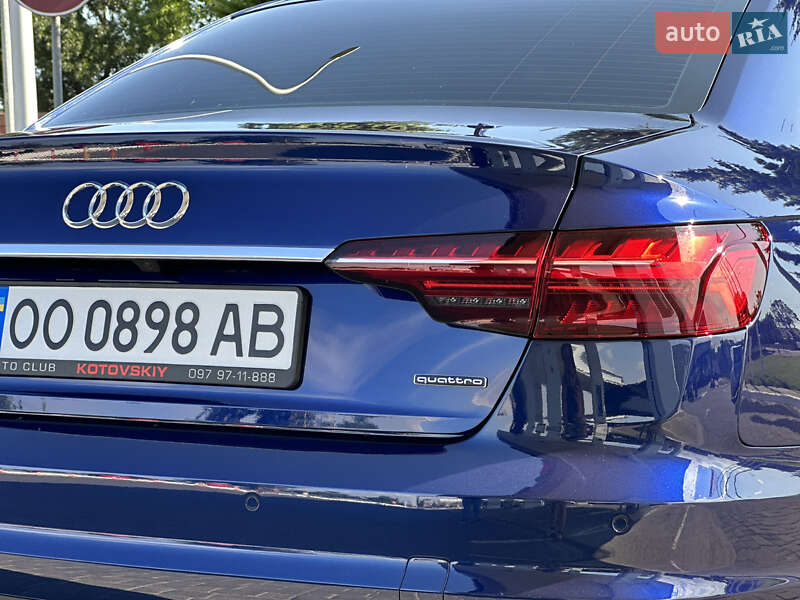 Седан Audi A4 2020 в Одессе