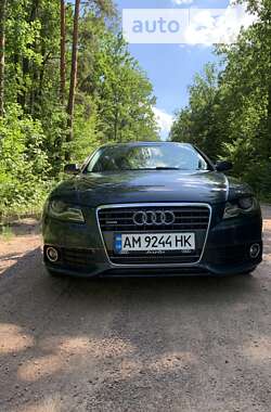 Седан Audi A4 2009 в Хмельнике