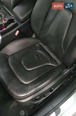 Седан Audi A4 2010 в Львові
