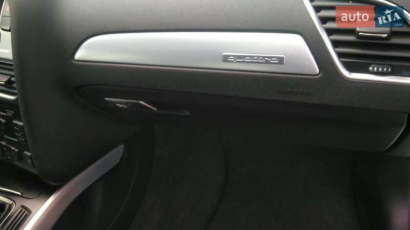 Седан Audi A4 2010 в Львові