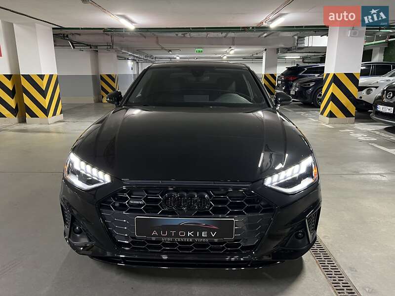 Седан Audi A4 2022 в Києві